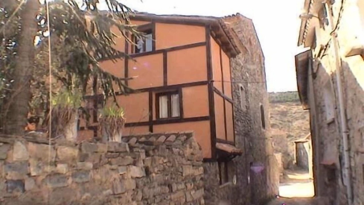 Navalsaz Cottage | Self catering cottage La Colmena for 6 people