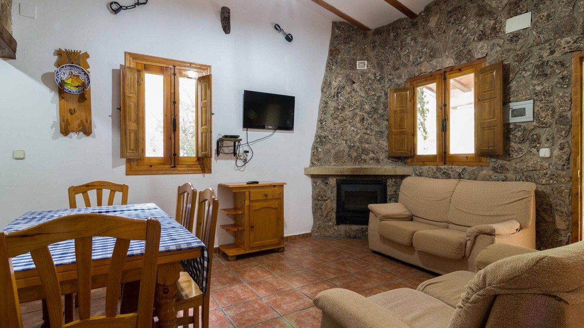 Nerpio Cottage | Self catering cottage Los Enebros for 4 people