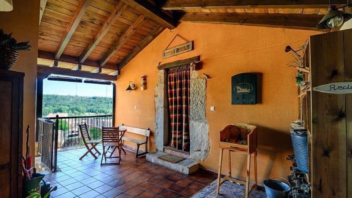 Brugos de Fenar Cottage | Self catering El Henar del Rey for 4 people