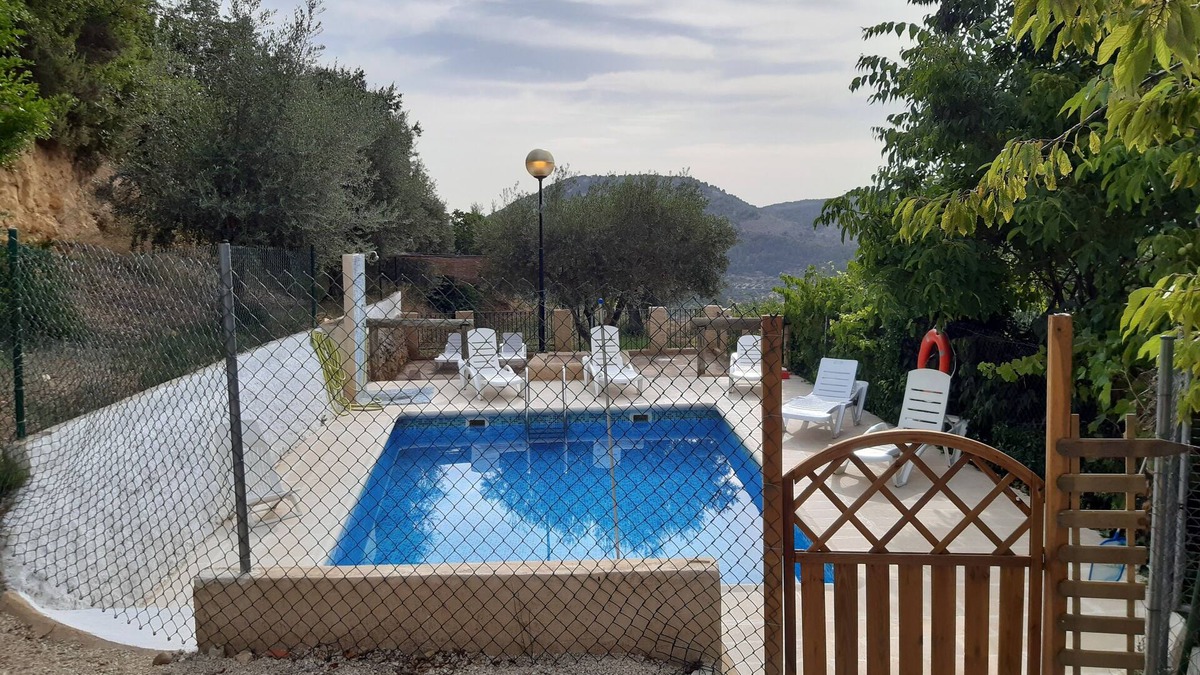 Yeste Cottage | Self catering El Mirador del Segura for 34 people