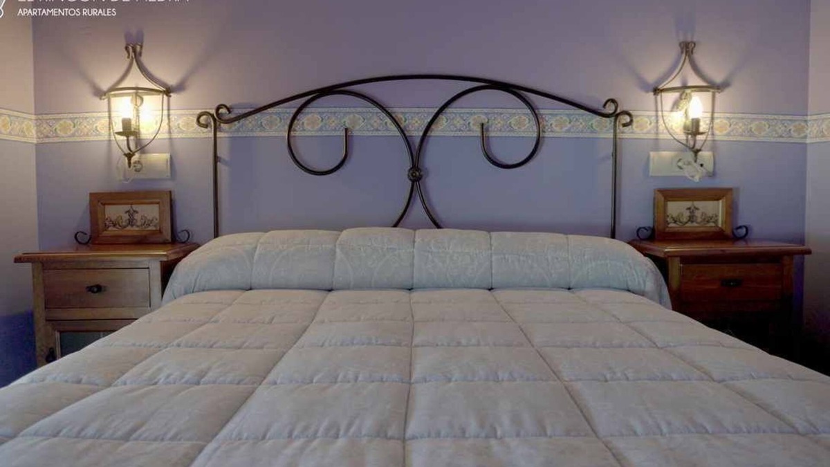 Enguidanos Apartment | Self catering El Rincon de Piedra for 8 people