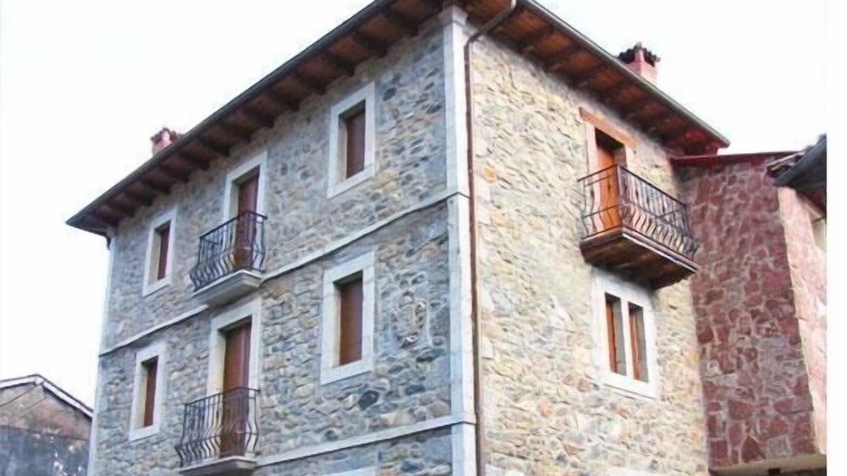 Boca de Huergano Cottage | Self catering cottage La Altanera for 8 people