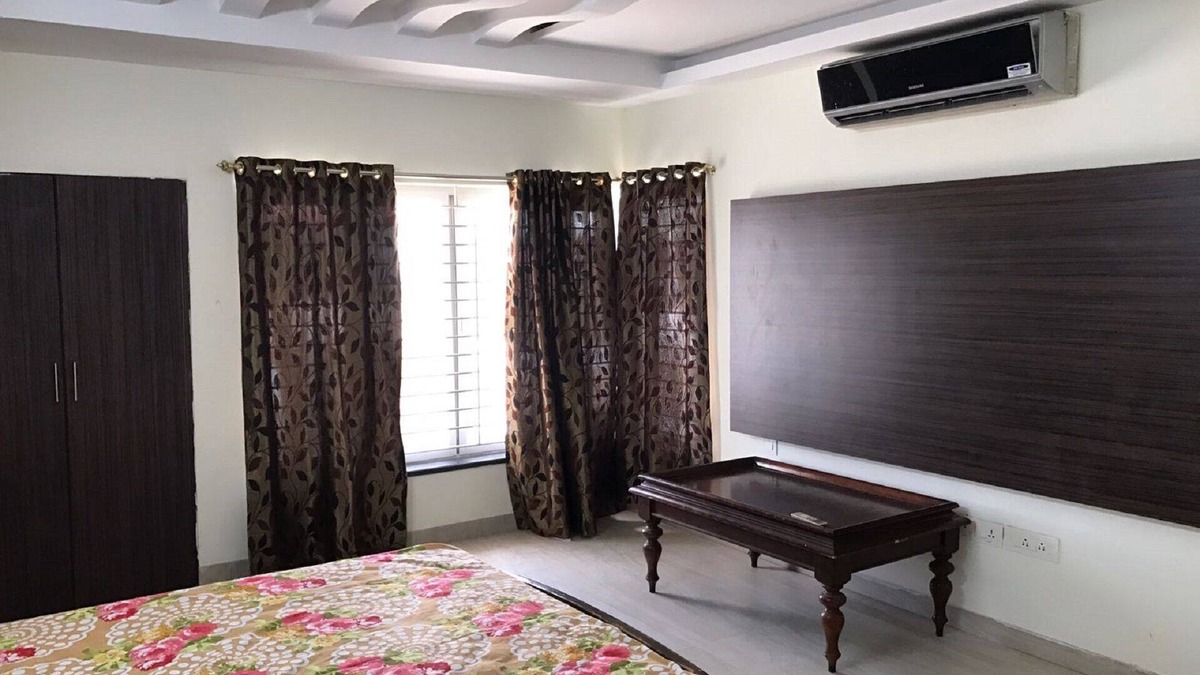 Semmencherry Villa | Self Catering Furnished Guest House Holiday Villa Chennai