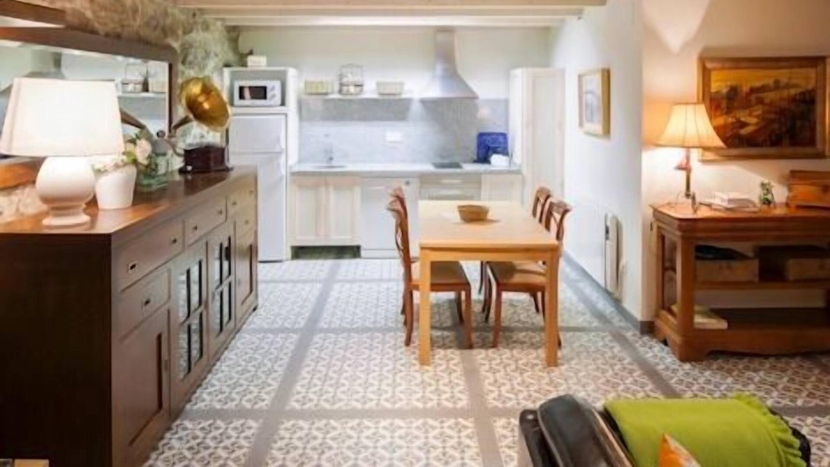 Santa Eulalia de Morcin Cottage | Self catering La Xiuca for 5 people