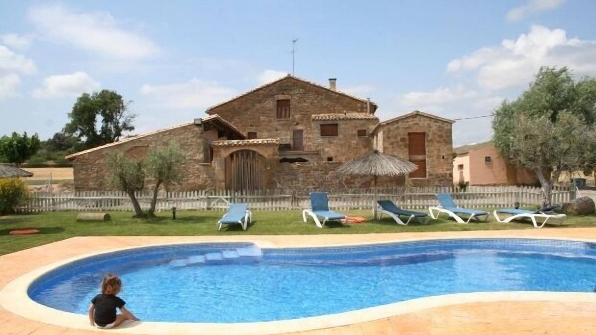 Massoteras Cottage | Self catering Les Pletes for 19 people