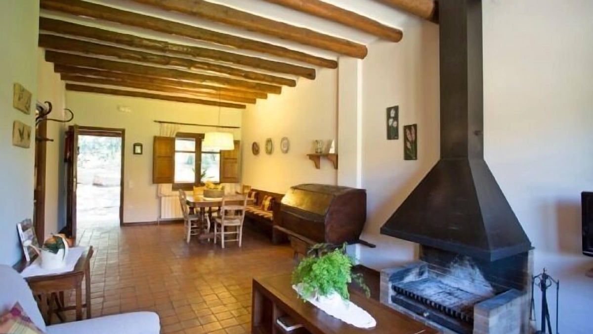 Taradell Cottage | Self catering Mas Pratsevall for 5 people