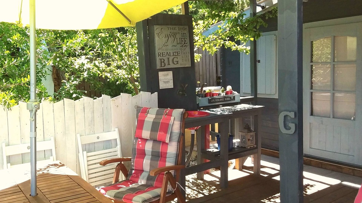 Tarifa Ski Chalet | Self-catering, ocean views, walk to beaches. BBQs, secure parking, set in nature