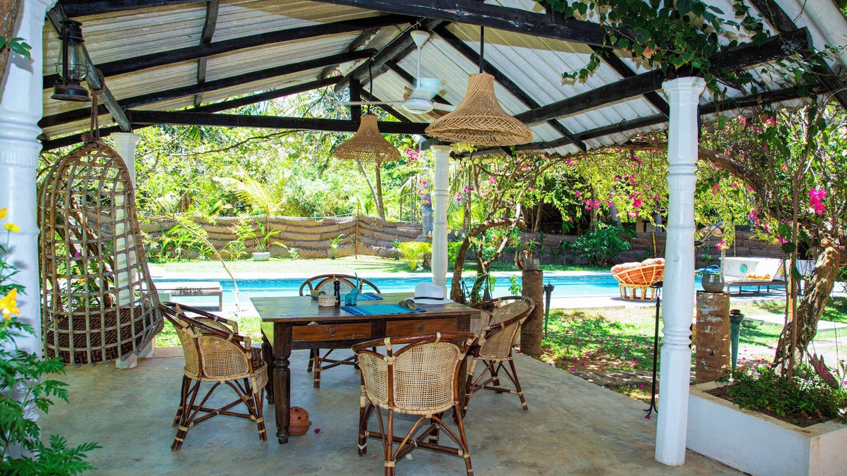 Morakatiyara House | Self catering or use the menu on request 3 bedroom bungalow-Tangalle Sri Lanka