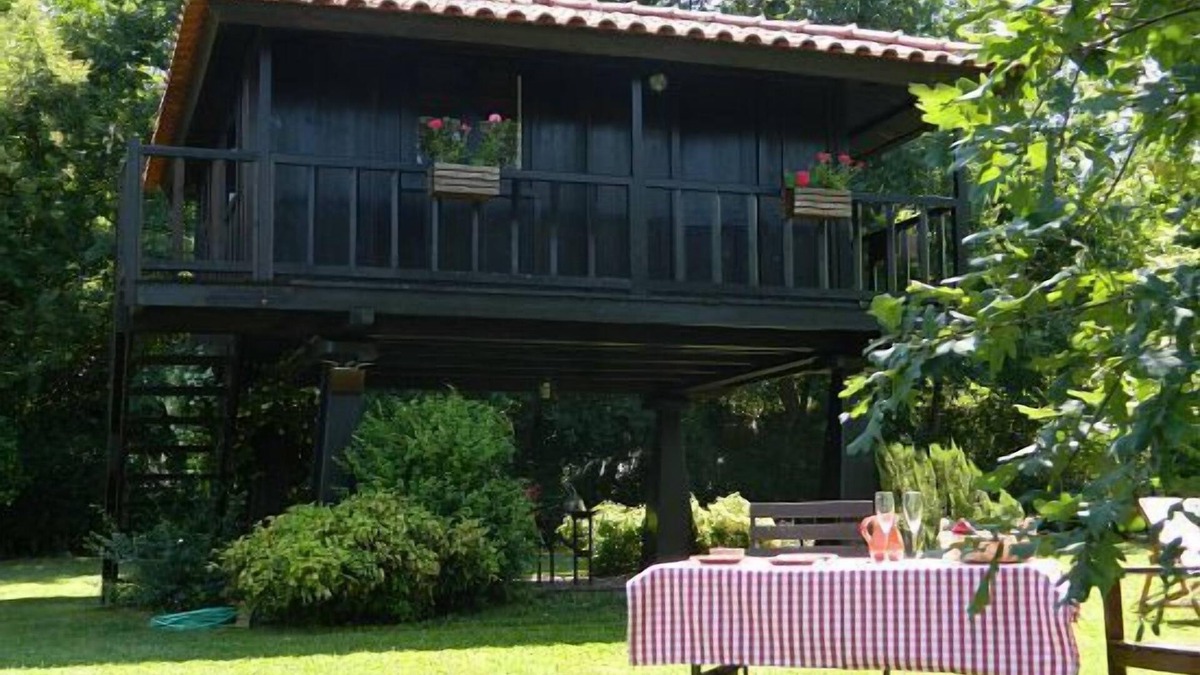 Arcos de Valdevez Cottage | Self catering Quinta Lamosa - responsible tourism for 2 people