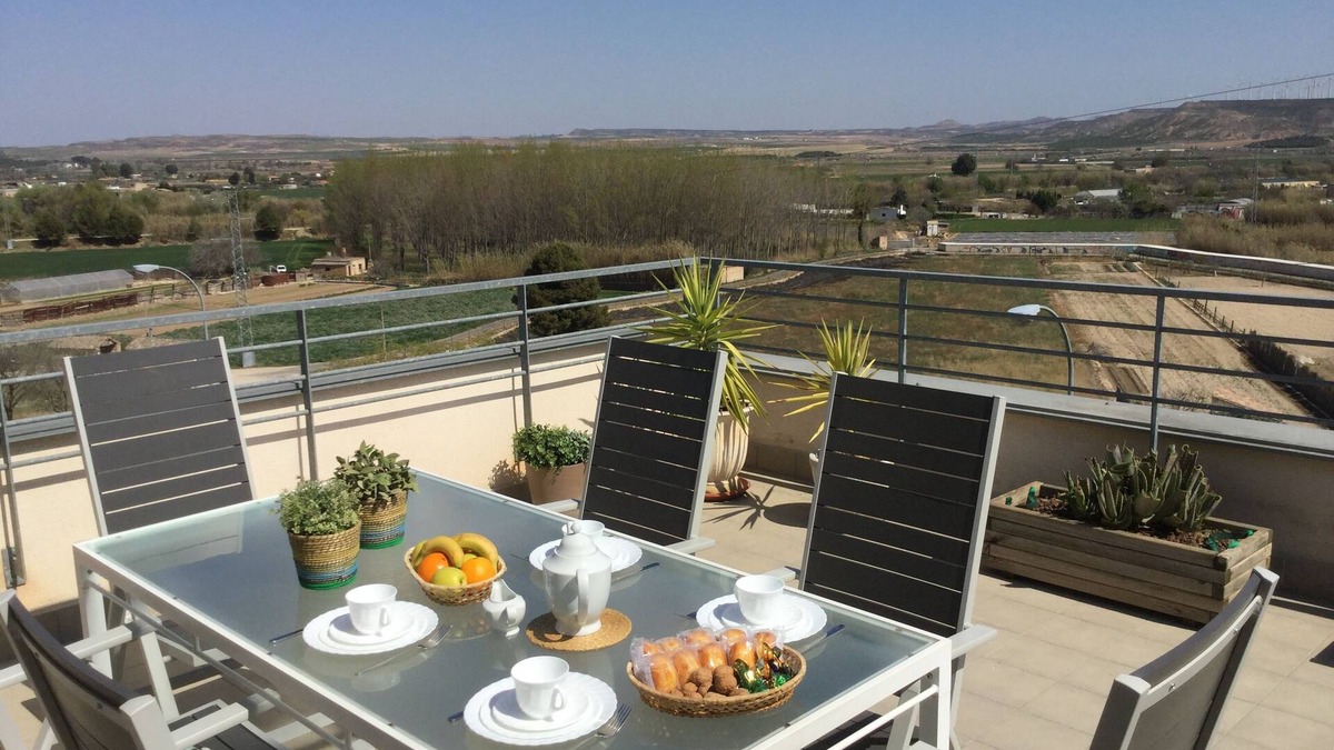 Tudela Apartment | Self catering Tudela Mirador de Bardenas for 4 people