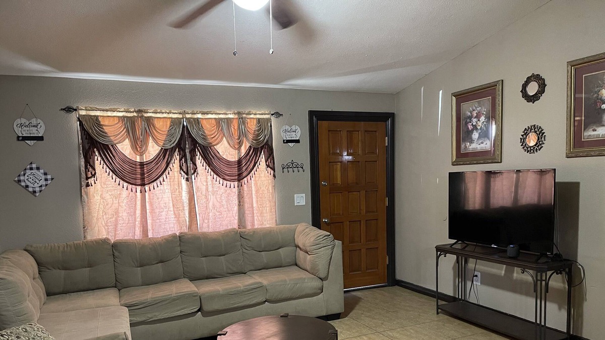Maryvale House | Self Check-In Home in West Phoenix
