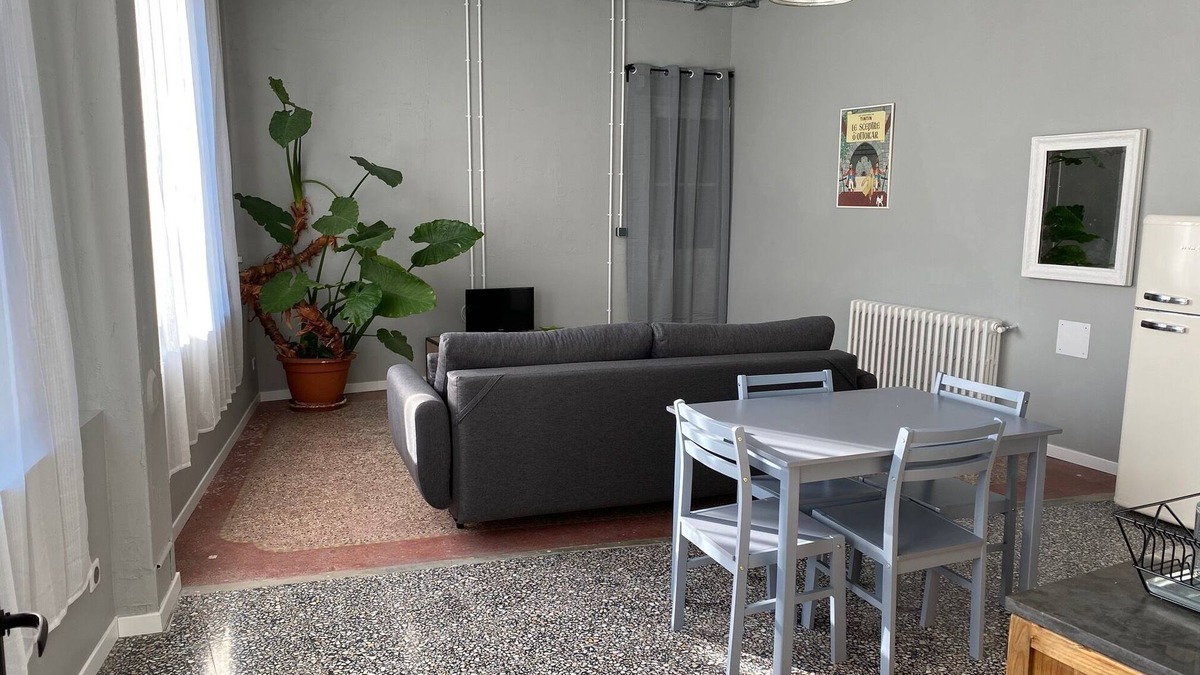 Saint-Andre-de-Sangonis Apartment | Self-contained apartment in village house