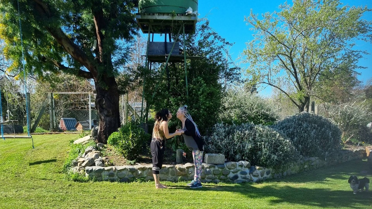 Waipara Cabin | Self contained tiny home, a short walk to the river, with great walks