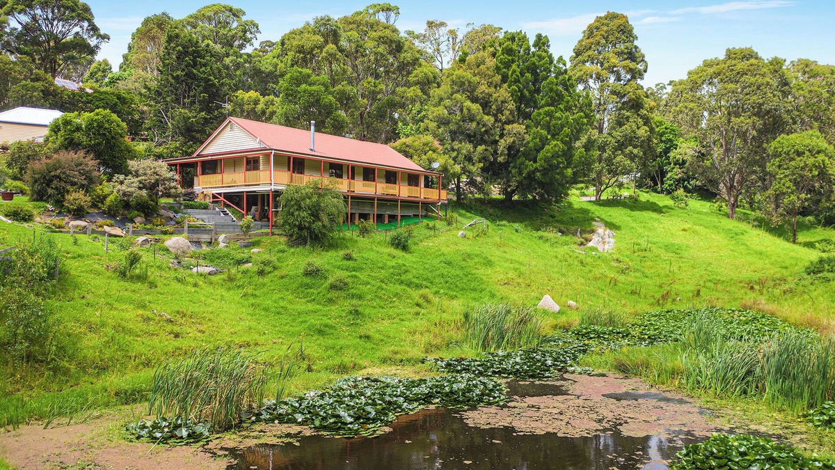 Central Tilba Apartment | Self contained unit close to everything Tilba