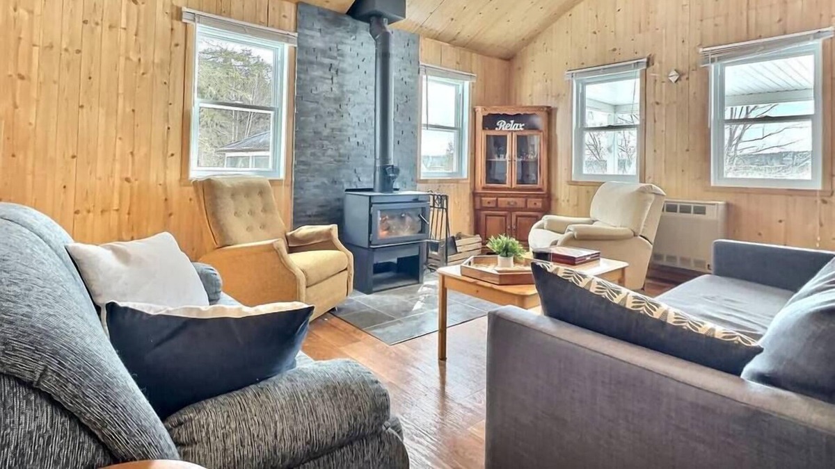 Saint-Alfred House | Self-sufficient cottage on the lake