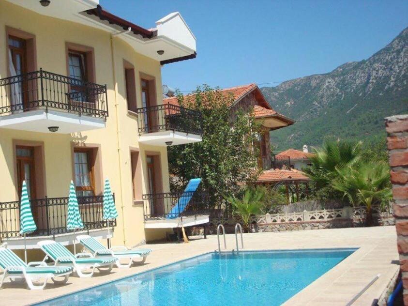 Yesiluzumlu Villa | Selin Villa
