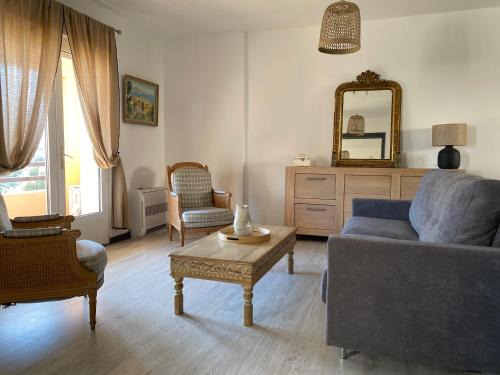 L'Ile-Rousse Apartment | SEMAPHORE GRAND T3 PROCHE CENTRE VILLE
