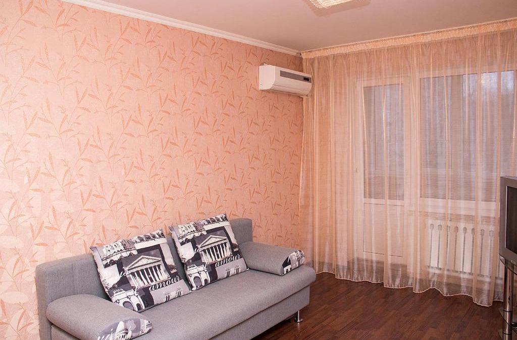Novo-Savinovskiy Apartment | Семейная Просторная Двухкомнатная квартира у Ривьеры