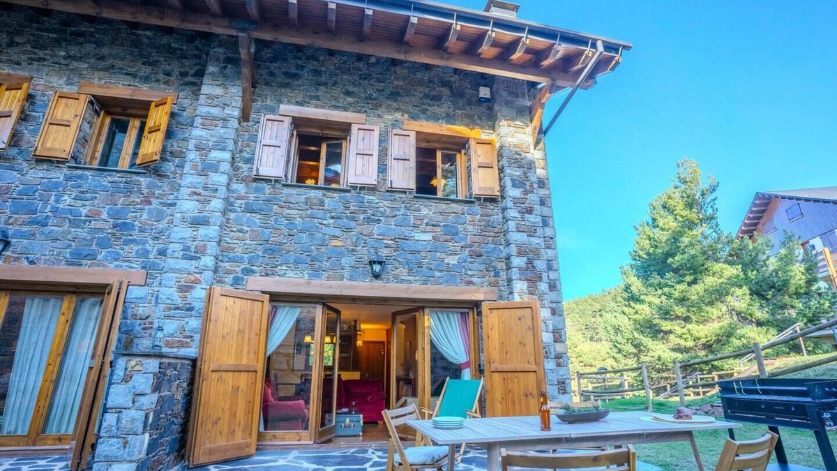 Alp House | Semi-detach house at the foot of the La Molina slopes