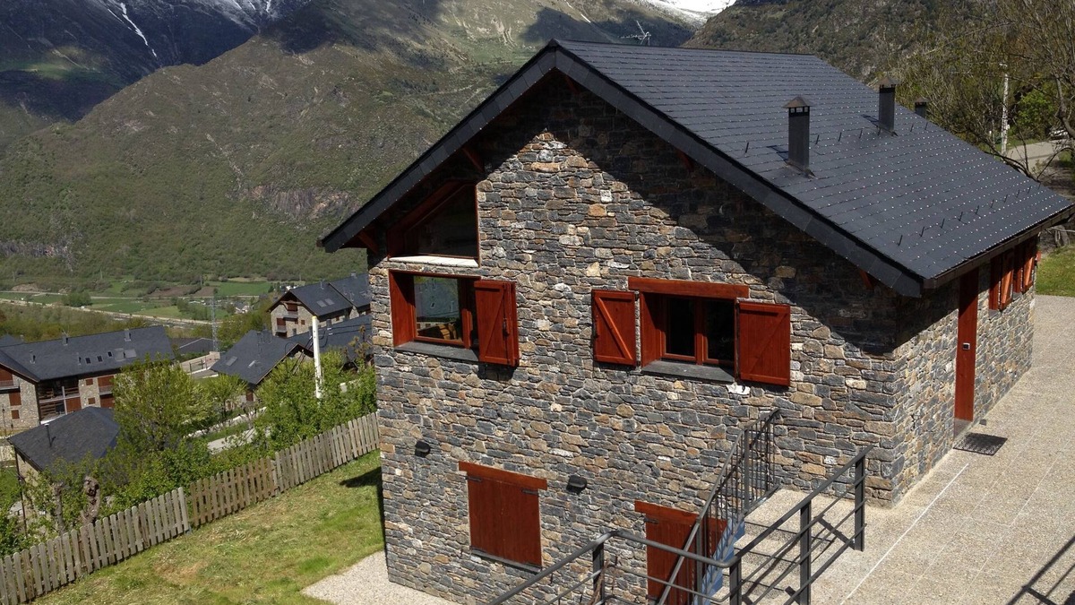 Durro House | Semi-detached house in the charming town of Durro - Vall de Boí -
