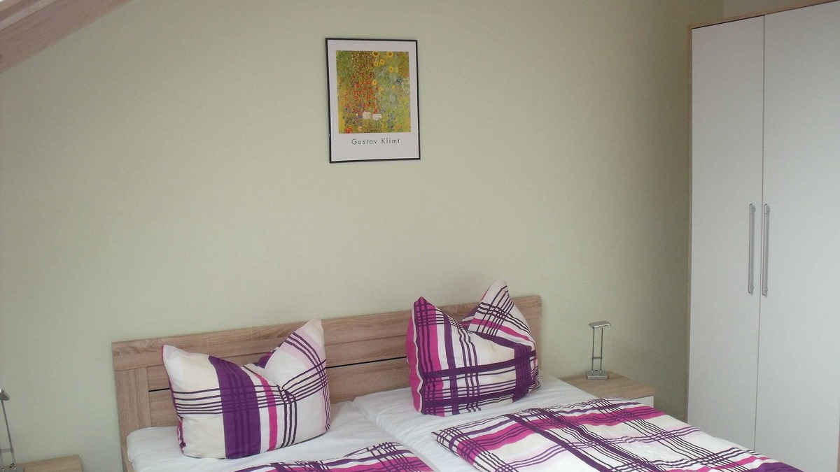 Krakow am See House | Semi-detached house Drossel - Semi-detached holiday home by the lake & forest