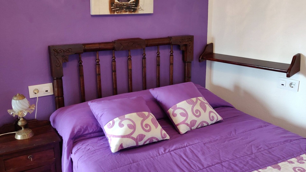 Camarinas House | Semi-detached house step away from Camariñas in the center of the Costa da Morte