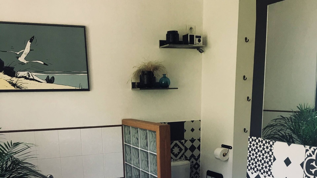La Fagette House | Semi-detached house with garden close to all amenities