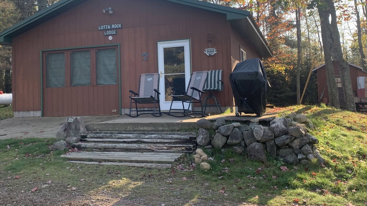 Champion Cabin | Semi-rustic on a quiet lake