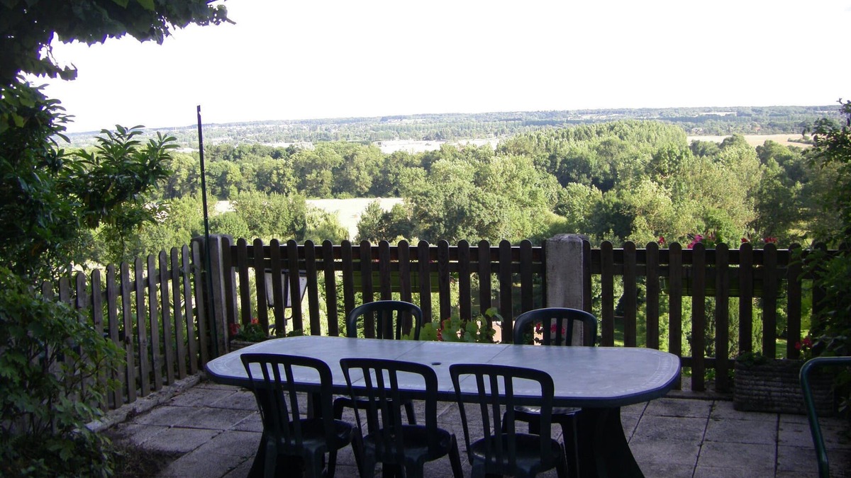 Nazelles-Negron House | Semi-Troglodyte House, 4 A 8 Sleeps - 5 Min D Amboise - Chateau View