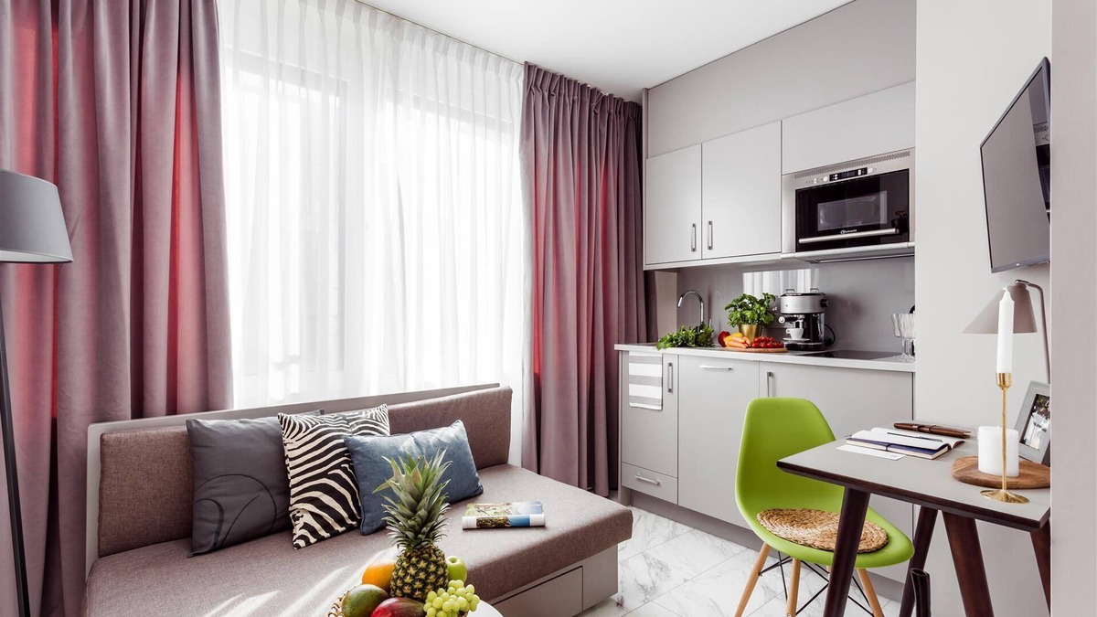 Bahnhofsviertel Apartment | Senior 2 Bedroom Apartment