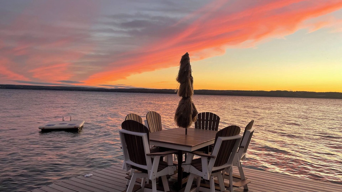 Romulus House | Sensational Seneca Lakehome with Hot tub - Close to Wineries and Great Sunsets