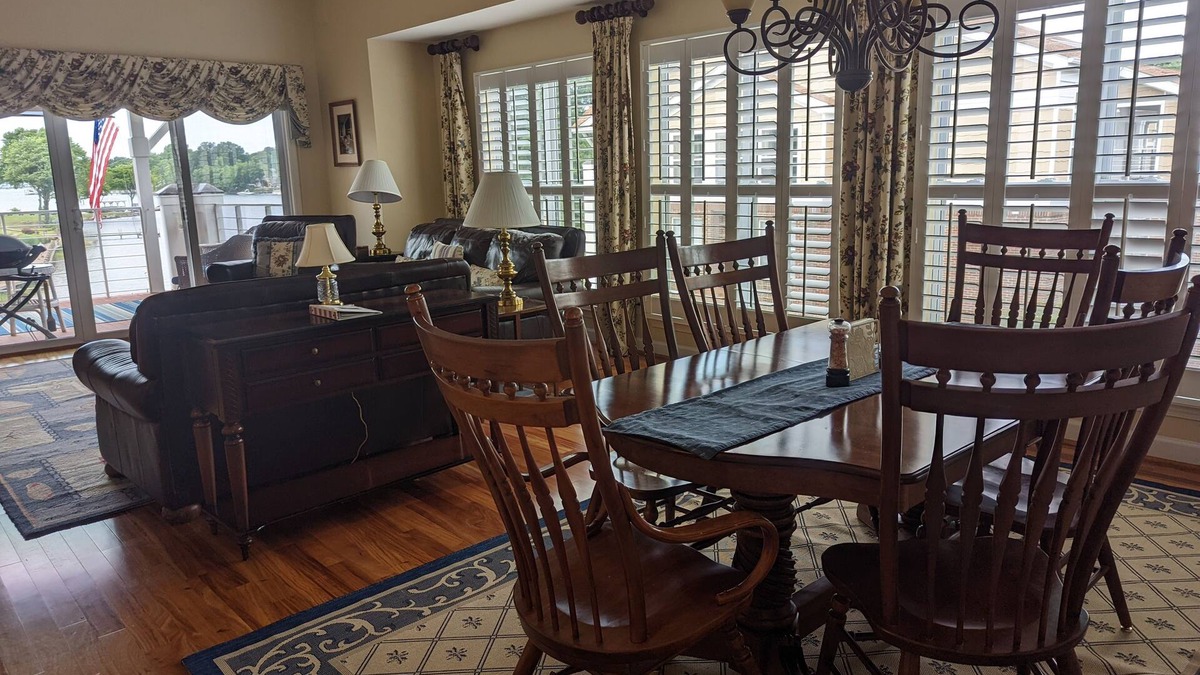 Cornelius Condo | Sensational views of Lake Norman at the Peaceful Penthouse