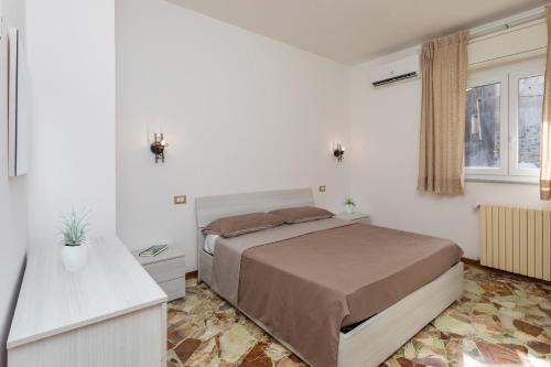 Bronte Bed & Breakfast | Sentiti A Casa-Bronte