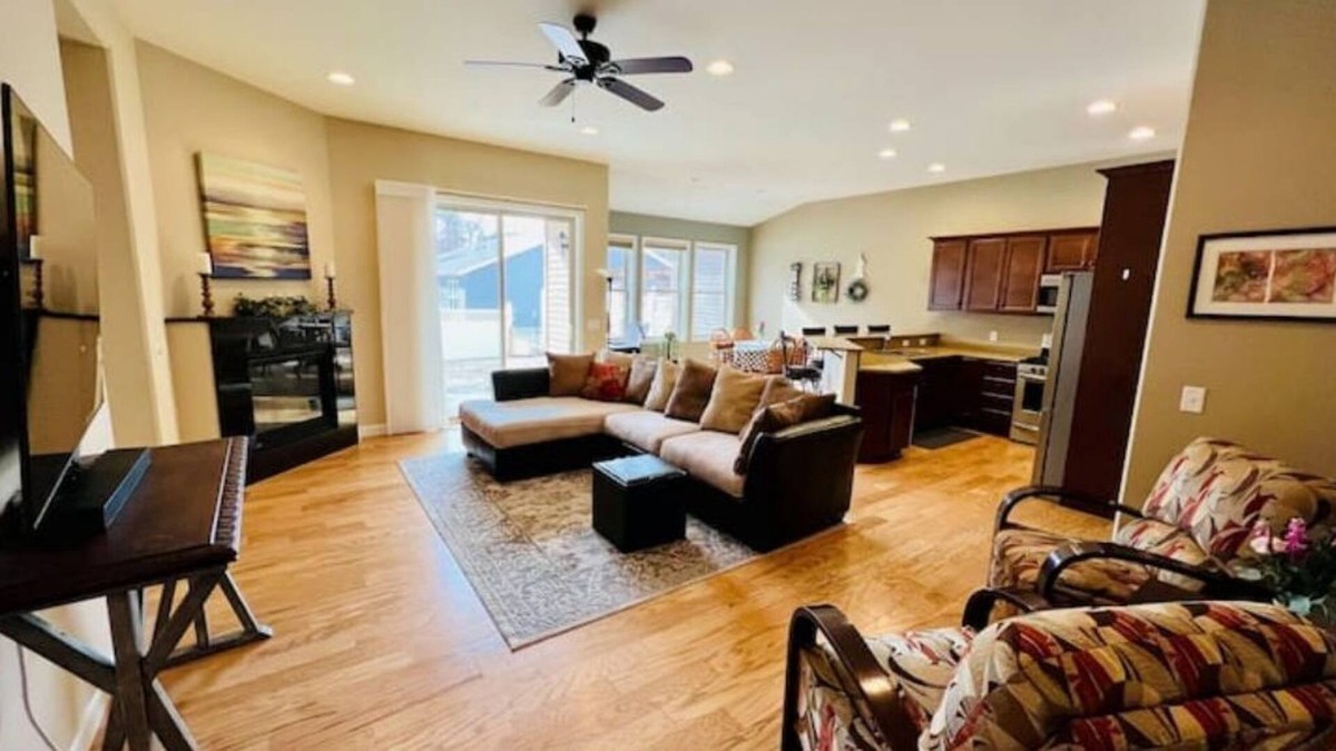 Stevens Point House | SentryWorld US Senior Golf Getaway