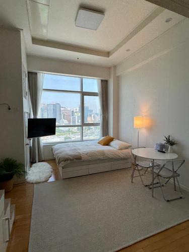 Cheongpa-dong Apartment | Seoul Station Sunset House
