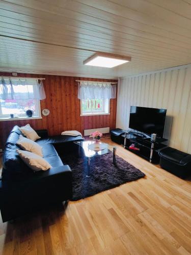 Egersund Apartment | Separate floor in a private house with a private entrance