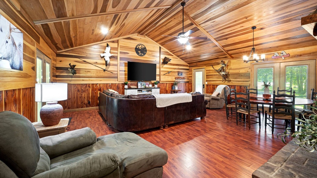 Dover Cabin | September DISCOUNT Applied!