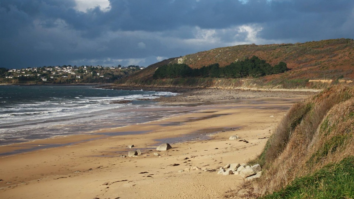 Lannion Villa | SEPTEMBER PROMOTION, near Beg Léguer beach