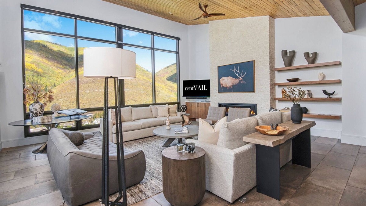 Highland Meadows House | Sequoia Chalet – 5BR Vail Retreat with summer AC in Primary Bedroom, Hot Tub, Me
