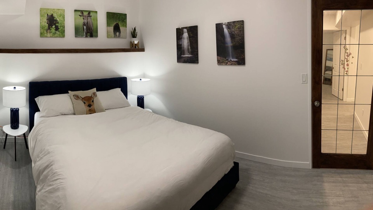 Kamloops House | Sequoia Suite 2 bedroom walk-out/centrally located