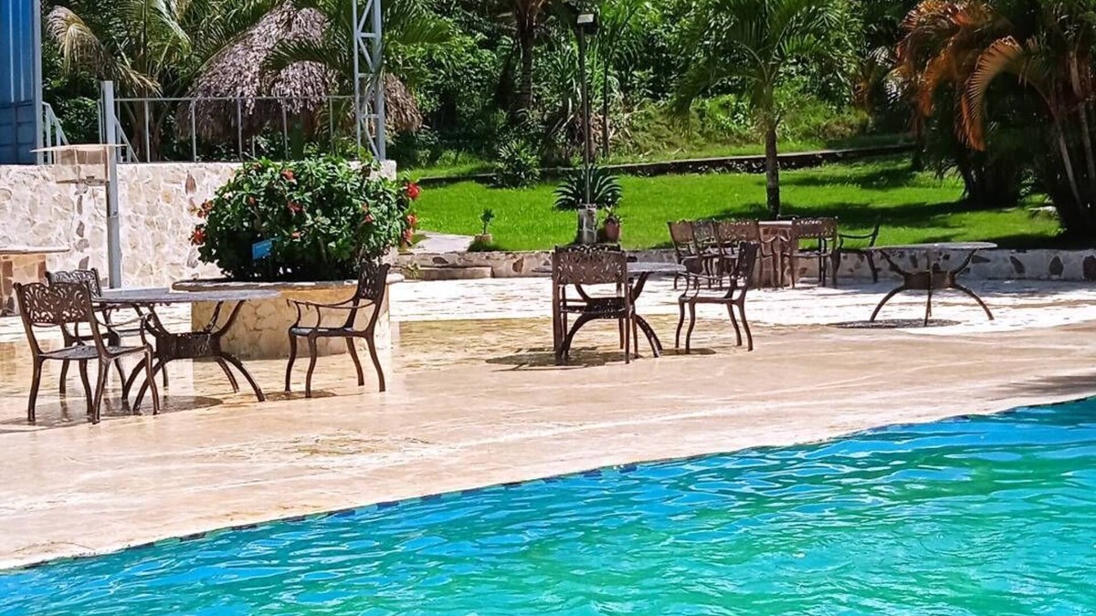 Sabana Grande De Boya Hotel | Serapius Green