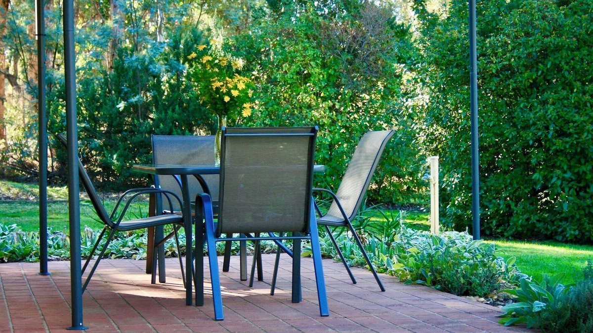 Wooragee House | Serena Cottages Beechworth - Your Country Getaway - 1