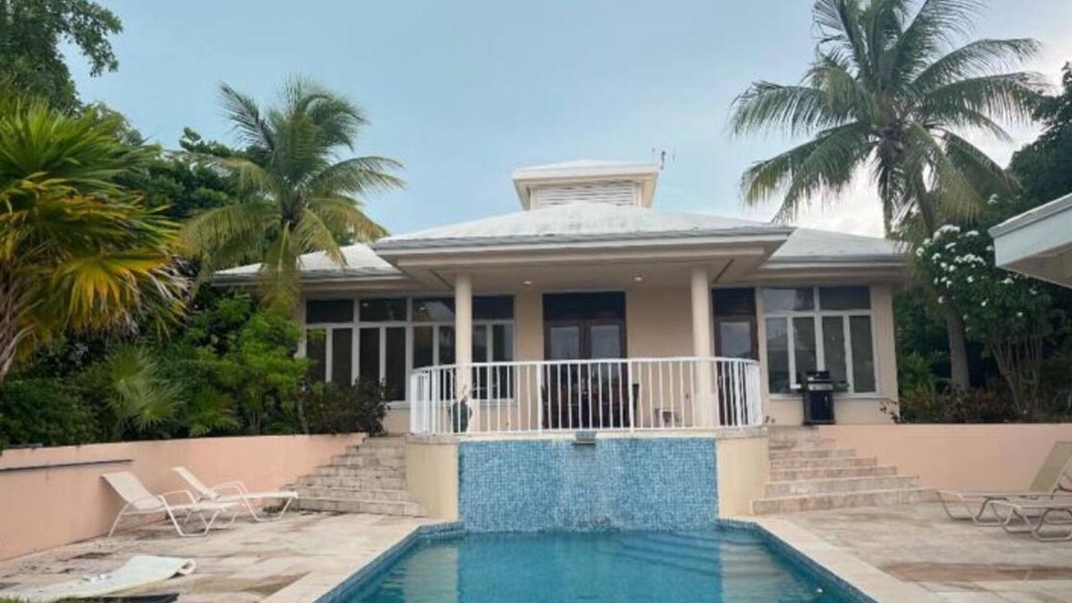 Leeward Settlement Cottage | Serendipity Cottage/Guest House