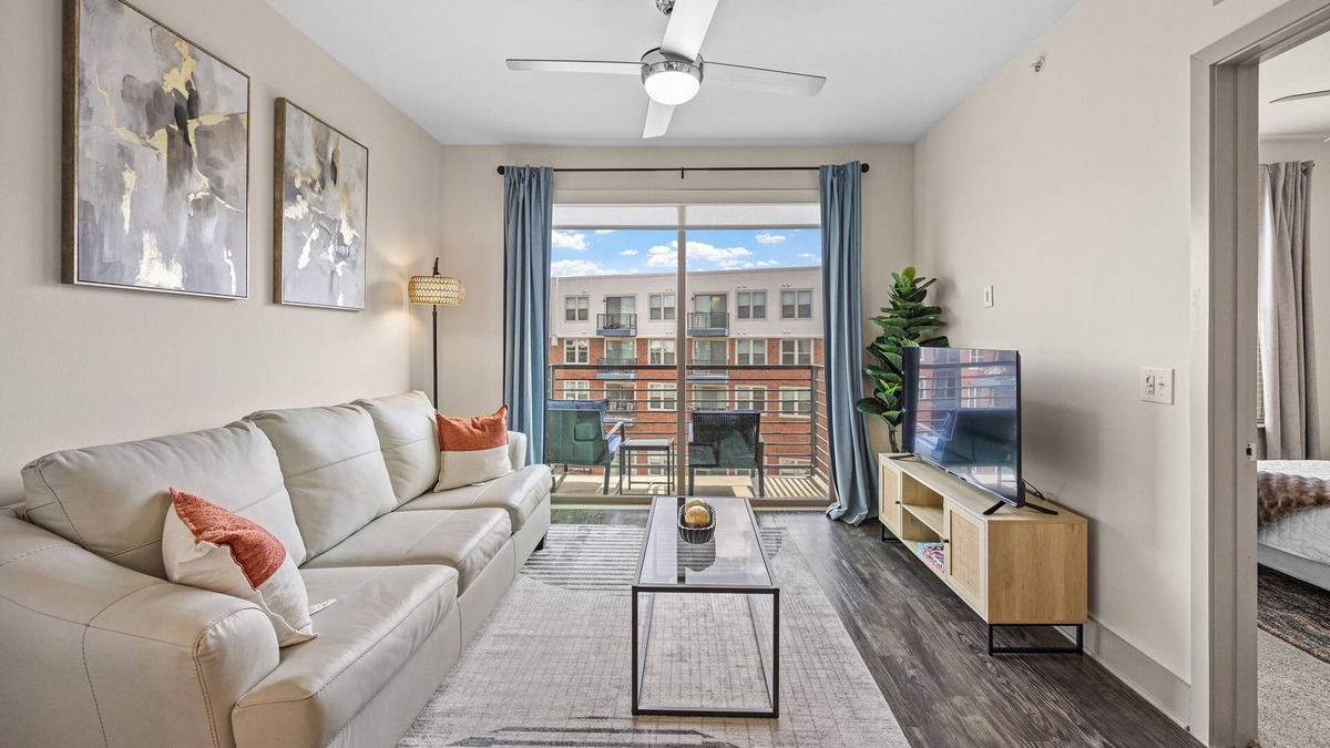 Frisco Original Donation Apartment | Serene 1BR Apt with Fitness room, Pool and Free parking