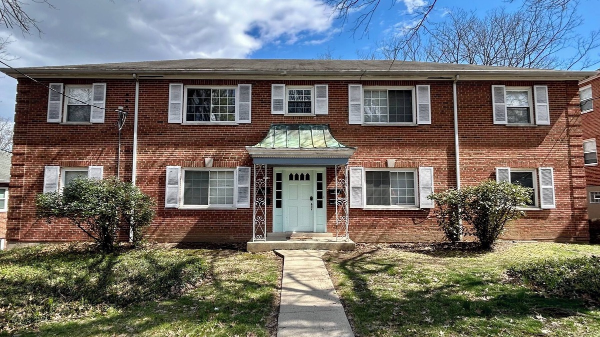 Westwood Apartment | Serene 2-bedroom apartment with AC in charming Cincinnati