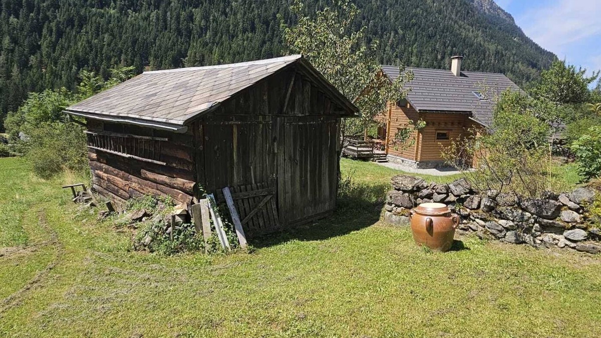 Valjouffrey House | Serene 2-bedroom chalet in Valjouffrey with stunning mountain views