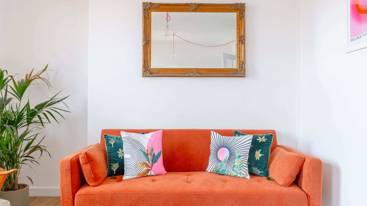 Homerton Apartment | Serene 2BD Flat, Heart of East London!