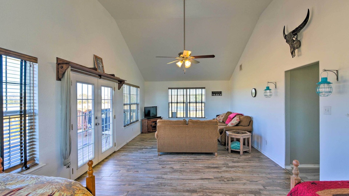 Iowa Colony House | Serene 35-Acre Horse Ranch with Deck & Pond!