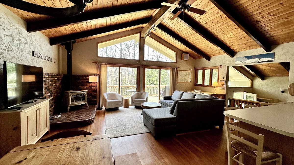 Jackson Ski Chalet | Serene 3BR Chalet Tucked in the Trees