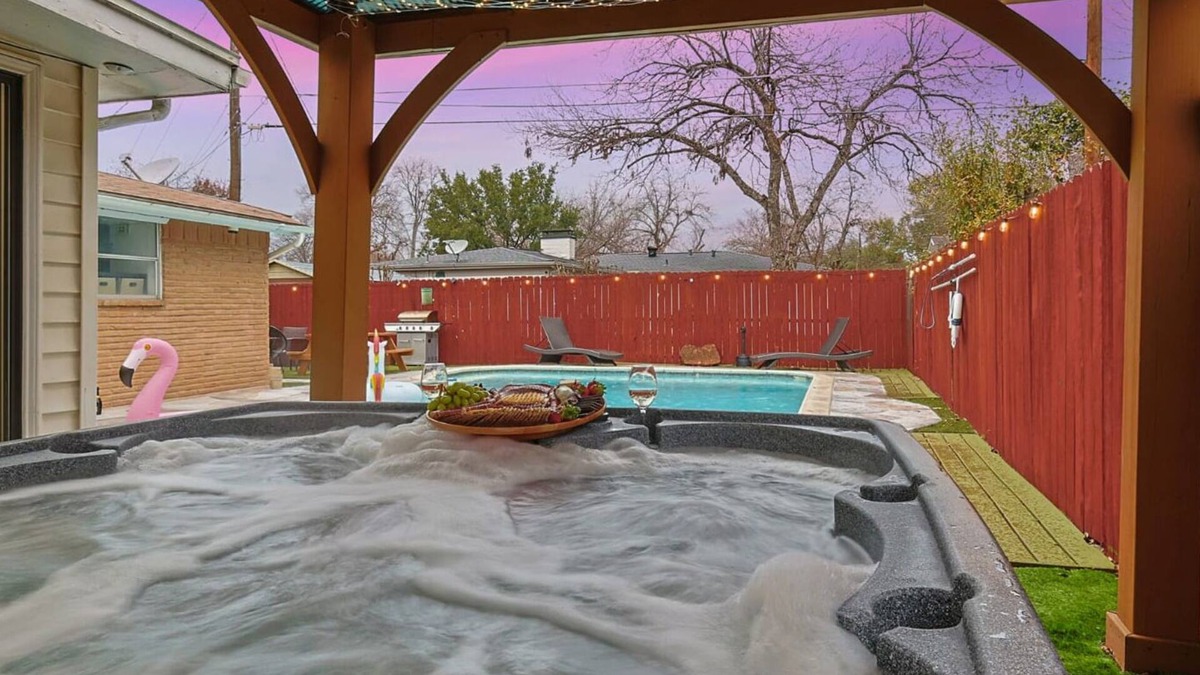 Irving House | Serene 5BR/2B Home with Pool, Hot Tub & Fire Pit
